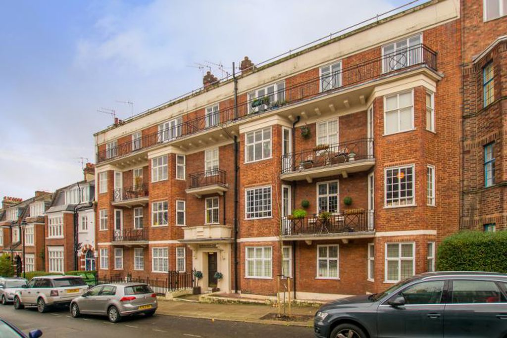 Glenmore Court Glenmore Road